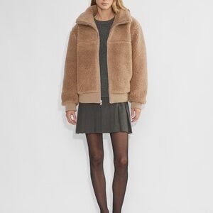 Aritzia Sunday Best leche Sherpa fleece jacket size small